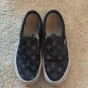 LV Vans